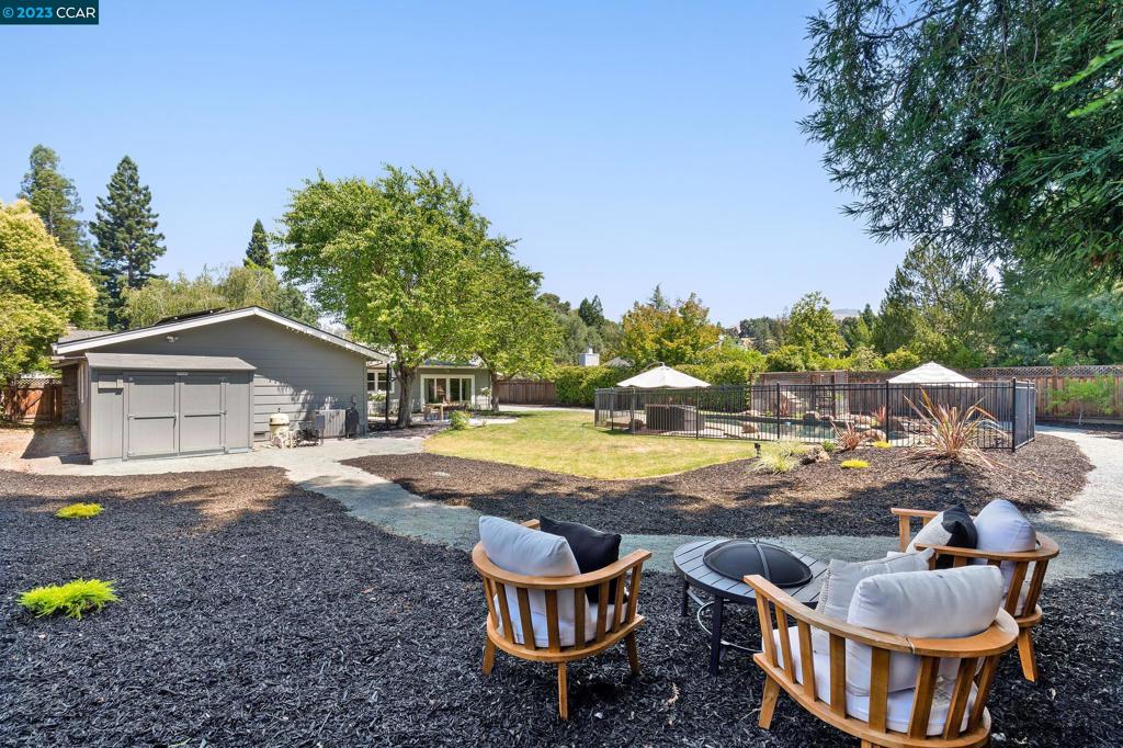 LEANDER HILLS - Residential