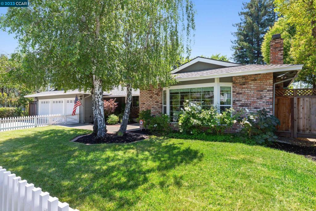 LEANDER HILLS - Residential