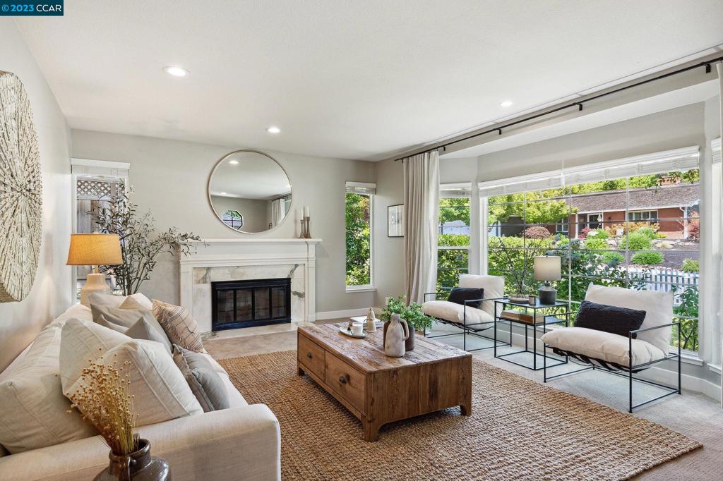 LEANDER HILLS - Residential