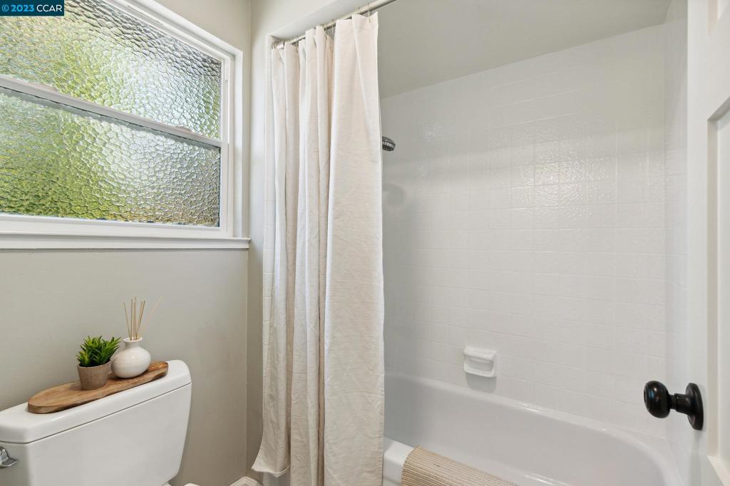 LEANDER HILLS - Residential