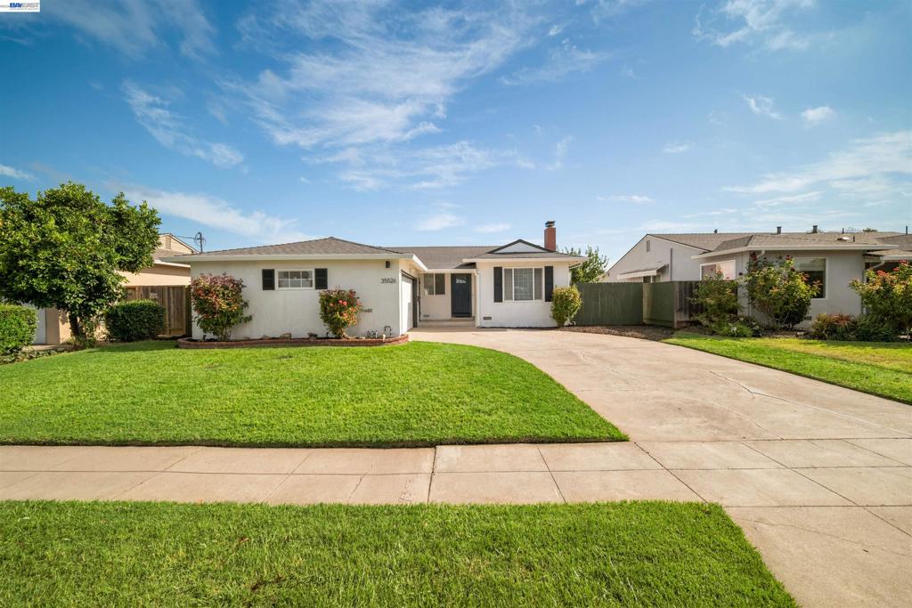 35526 Cabrillo Dr
