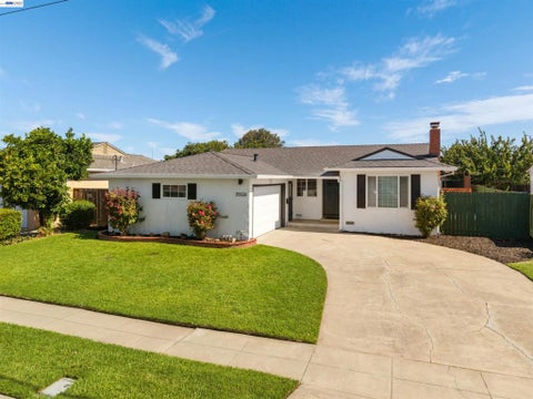 Photo of 35526 Cabrillo Dr DR, Fremont, CA 94536 (MLS # 41145967)