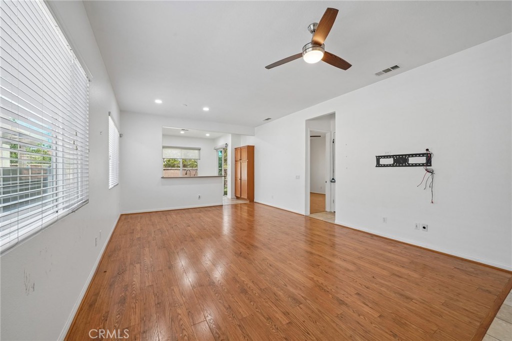 10257 Wascana Lane