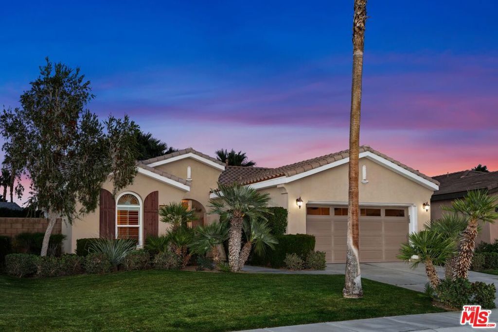 Photo of 81910 Golden Star Way, La Quinta, CA 92253 (MLS # 26664915)