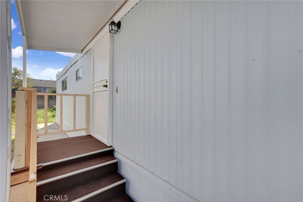 840 E Foothill Boulevard 27