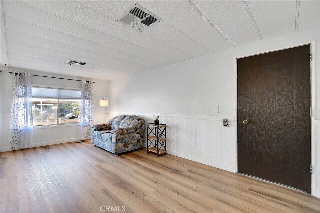 840 E Foothill Boulevard 27