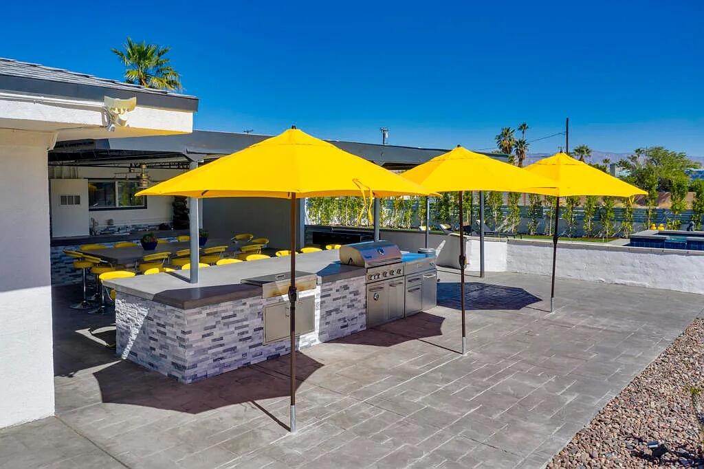 Properties 3 323 W Palm Vista Dr Drive