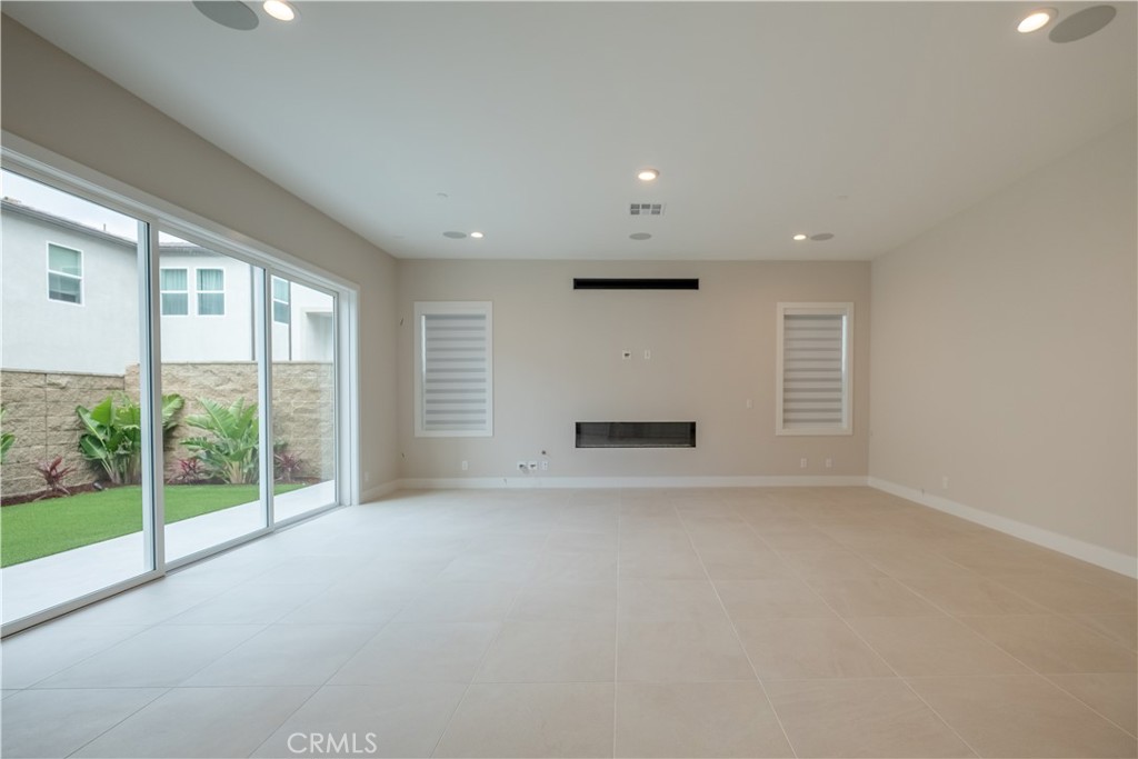 121 mulberry