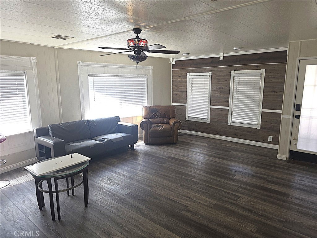 1239 Brentwood