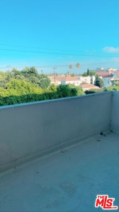 1420 S Oakhurst Drive 210