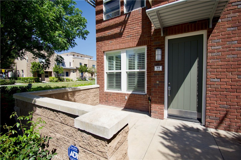 77 Brownstone Way 147