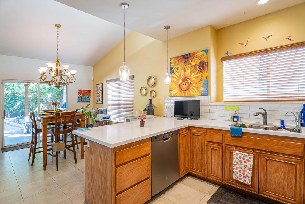 Quinterra - Residential Lease