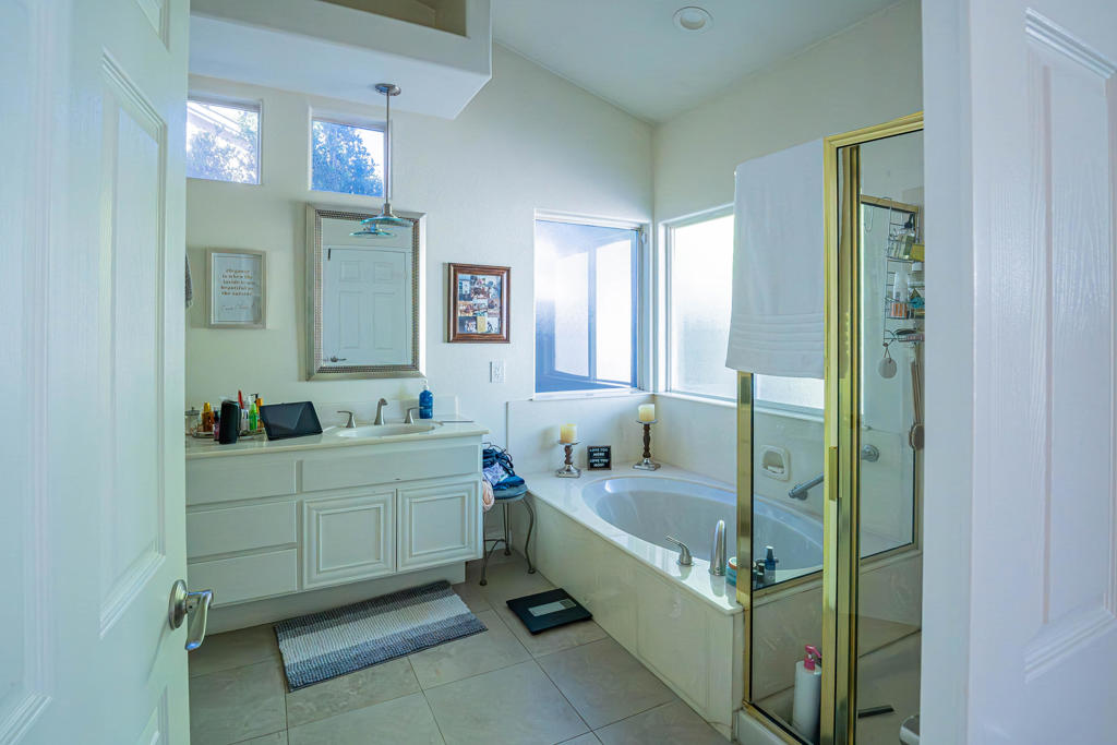 Quinterra - Residential Lease