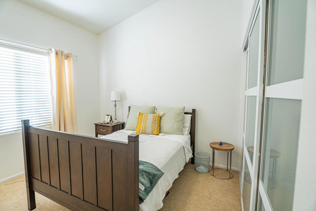 Quinterra - Residential Lease