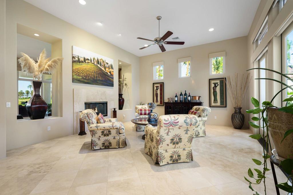 The Palms - Residential