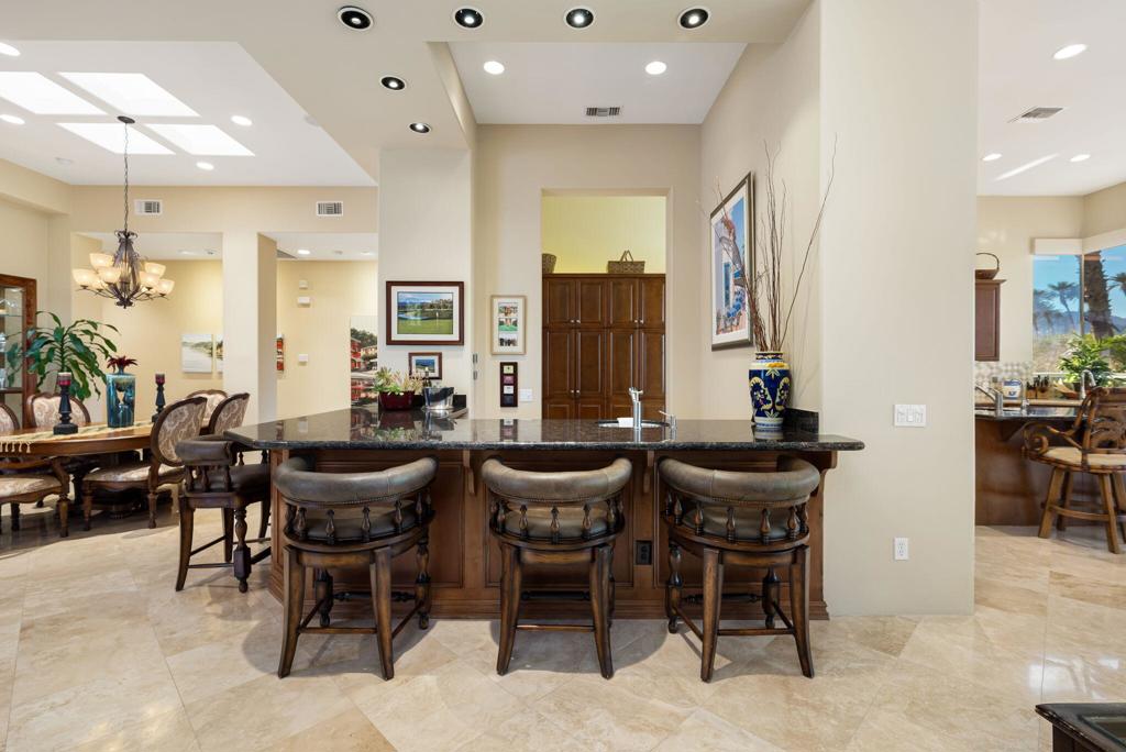 The Palms - Residential