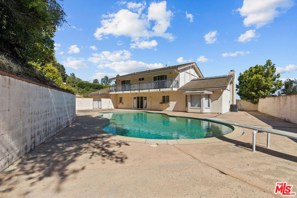 1181 Somera Road