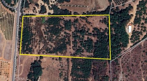 Photo of 14 Carancho Road, Temecula, CA 92590 (MLS # SW26060211)