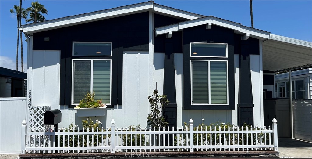 Bayside Village (BAYV) - Manufactured In Park