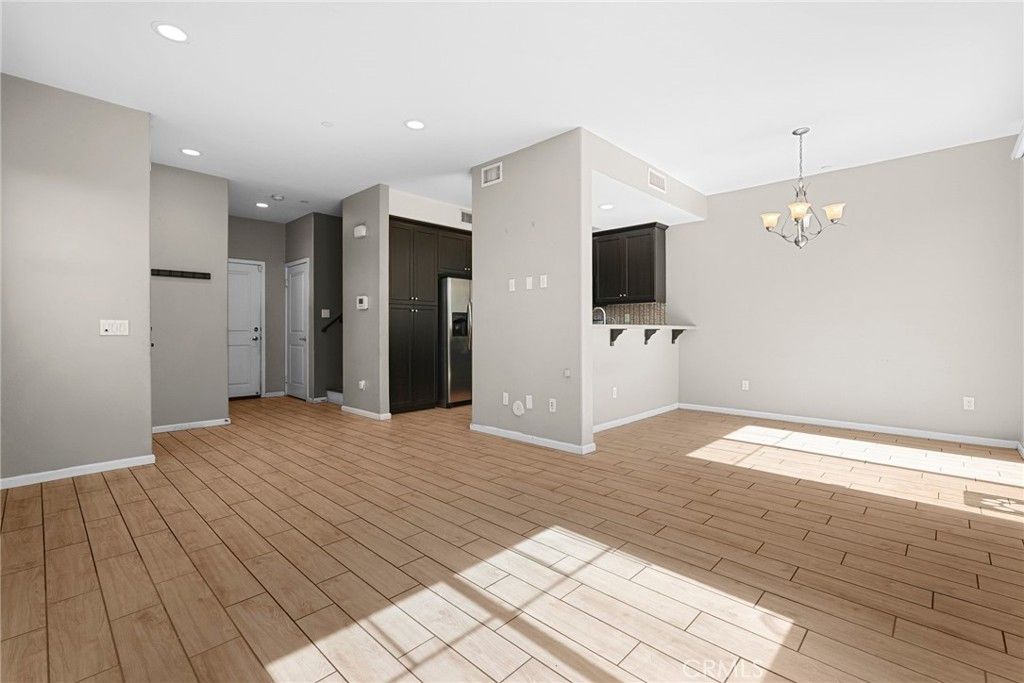 Photo of 7600 N Courage Way, Van Nuys, CA 91405 (MLS # SR25134329)