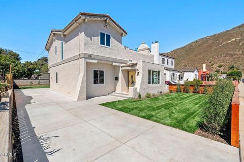 Tiny photo for 175 E Lewis Street, Ventura, CA 93001 (MLS # V1-37470)
