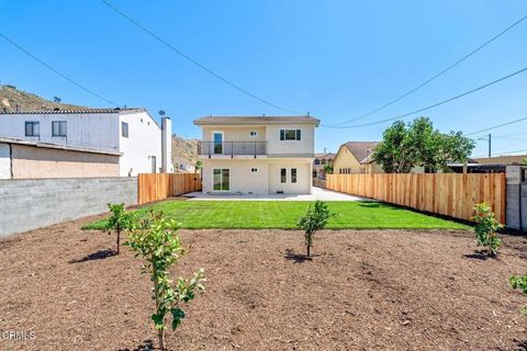 Tiny photo for 175 E Lewis Street, Ventura, CA 93001 (MLS # V1-37470)