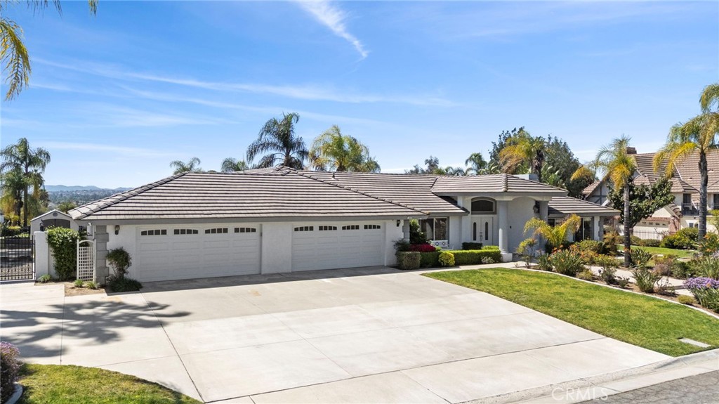 1042 Coronet Drive