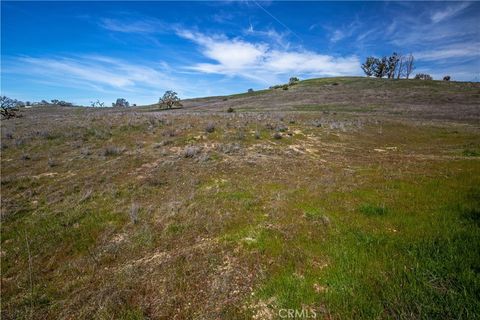 Tiny photo for 930 Windwood Road, Paso Robles, CA 93446 (MLS # NS25081081)