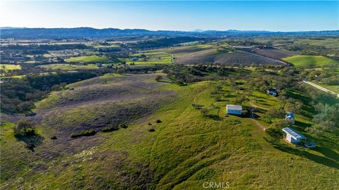 Tiny photo for 930 Windwood Road, Paso Robles, CA 93446 (MLS # NS25081081)
