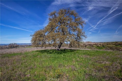 Tiny photo for 930 Windwood Road, Paso Robles, CA 93446 (MLS # NS25081081)