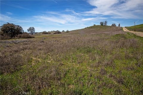 Tiny photo for 930 Windwood Road, Paso Robles, CA 93446 (MLS # NS25081081)