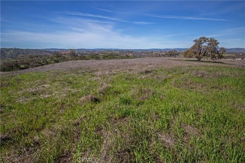 Tiny photo for 930 Windwood Road, Paso Robles, CA 93446 (MLS # NS25081081)