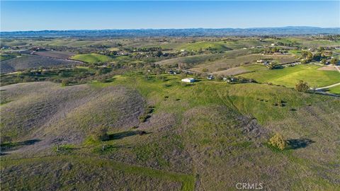 Tiny photo for 930 Windwood Road, Paso Robles, CA 93446 (MLS # NS25081081)