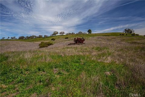 Tiny photo for 930 Windwood Road, Paso Robles, CA 93446 (MLS # NS25081081)
