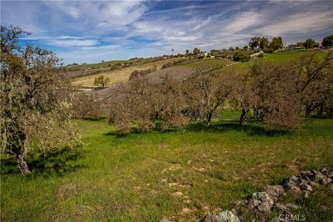 Tiny photo for 930 Windwood Road, Paso Robles, CA 93446 (MLS # NS25081081)