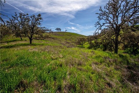 Tiny photo for 930 Windwood Road, Paso Robles, CA 93446 (MLS # NS25081081)