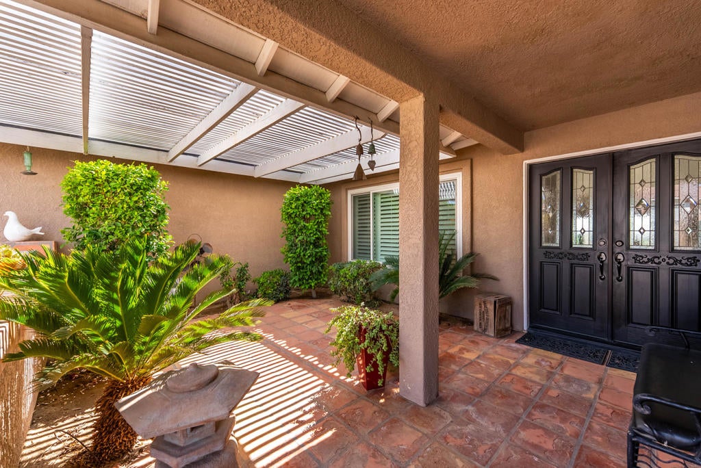 2224 Dekens Court