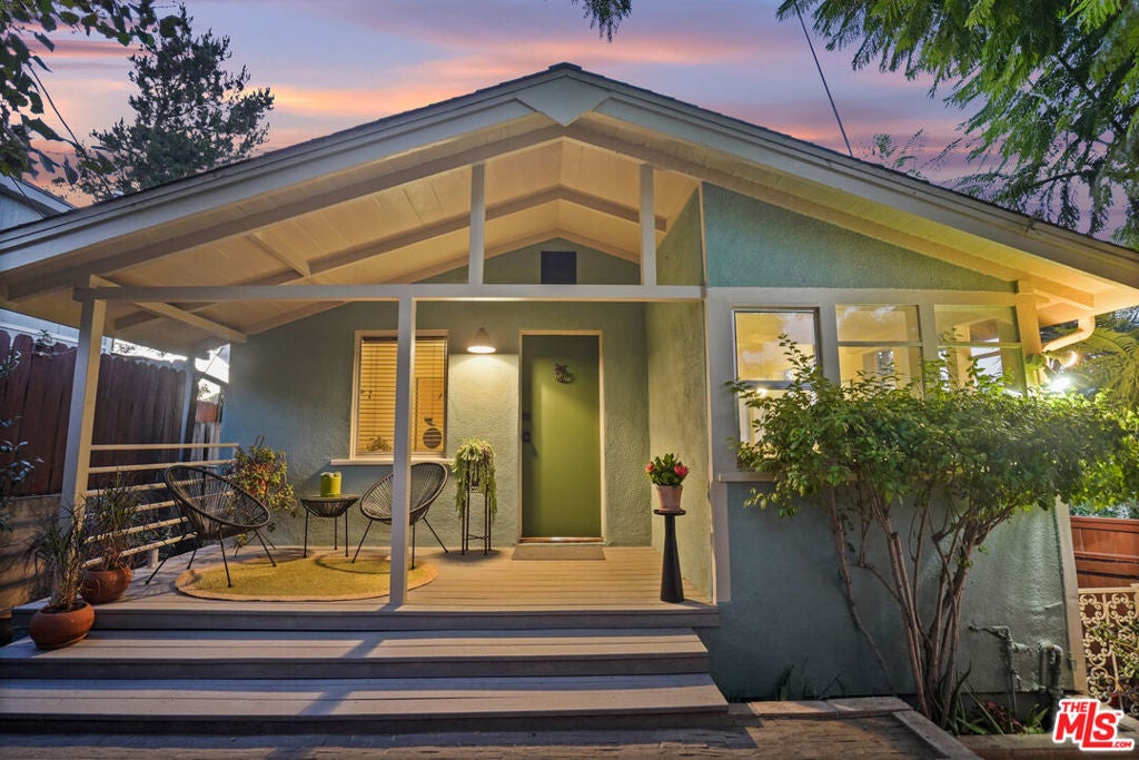 3427 Amethyst Street