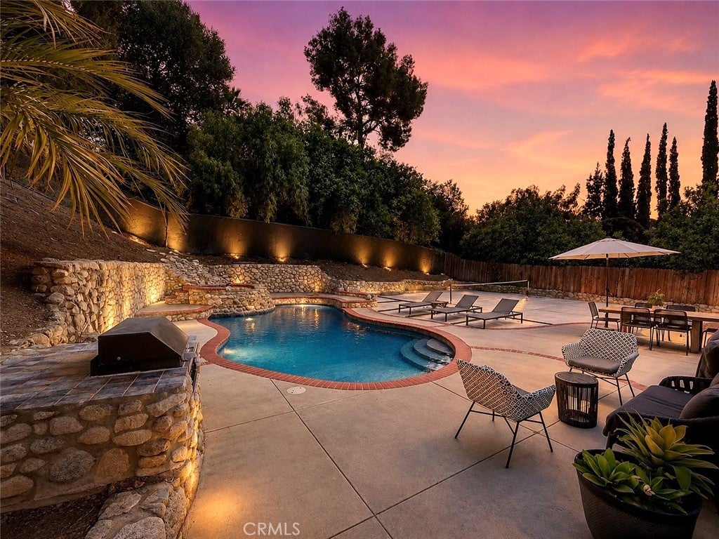 5856 Greenview Rd RD, Calabasas CA 91302