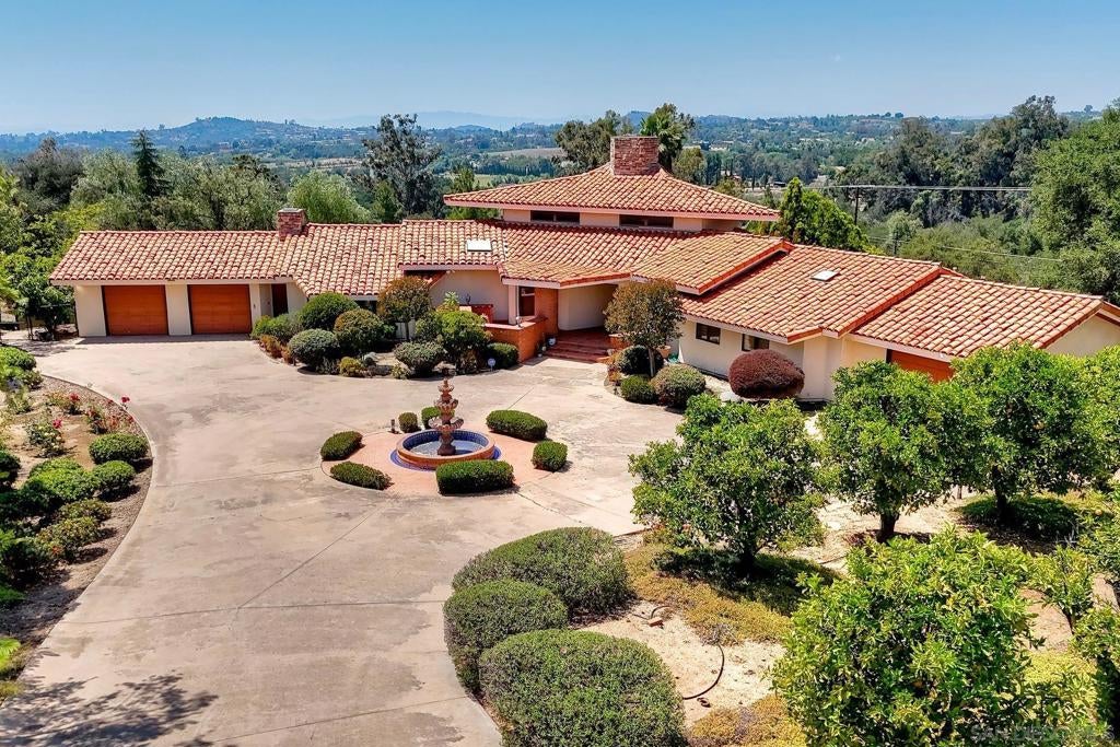 30458 Cool Valley Highlands Road