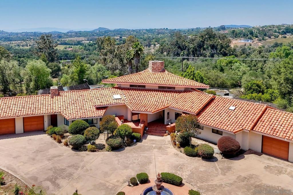 30458 Cool Valley Highlands Road