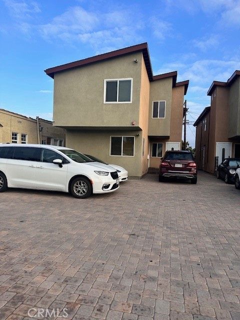 1743 W 37th Street Los Angeles CA 90018