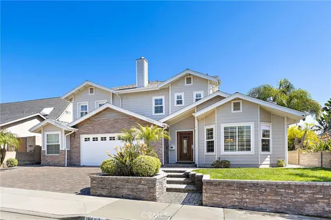 18452 Carnaby Ln, Huntington Beach, CA 92648 - MLS#: OC26049864