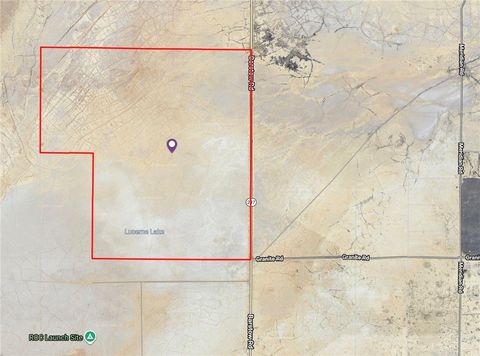 Photo of 0 Ca-247, Lucerne Valley, CA 92356 (MLS # SB26066780)