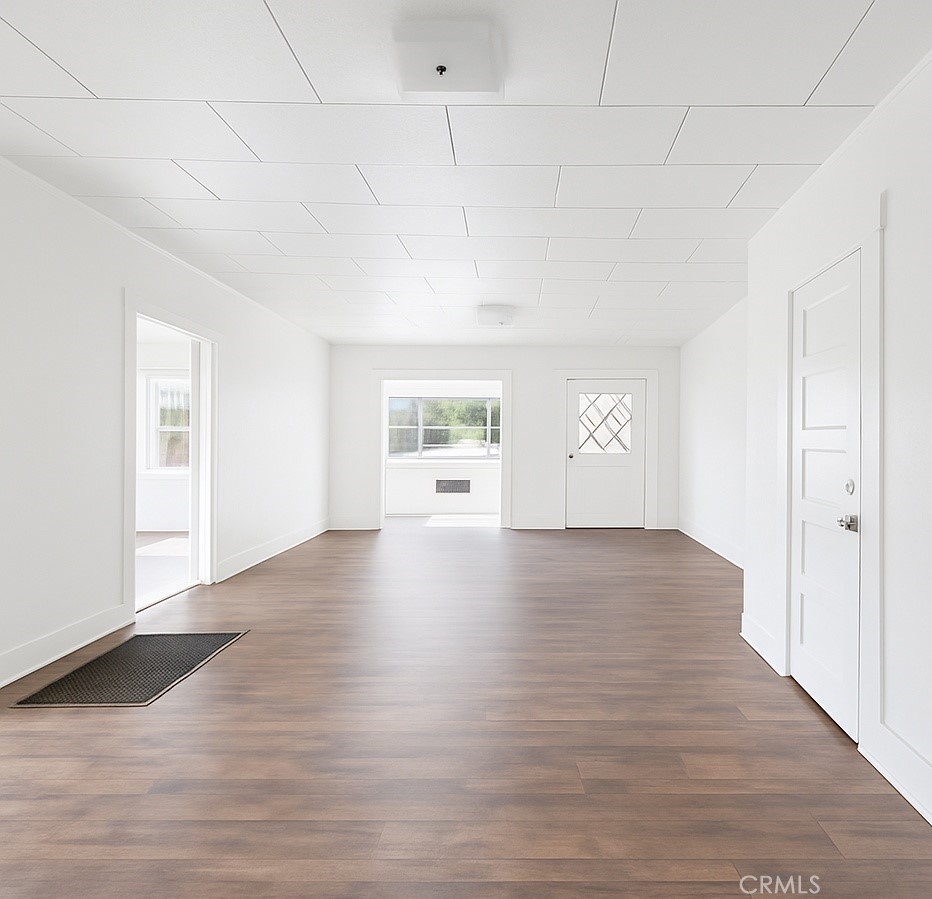 401 W Graham