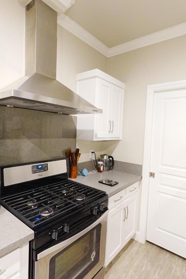 500 W 10th Street 15