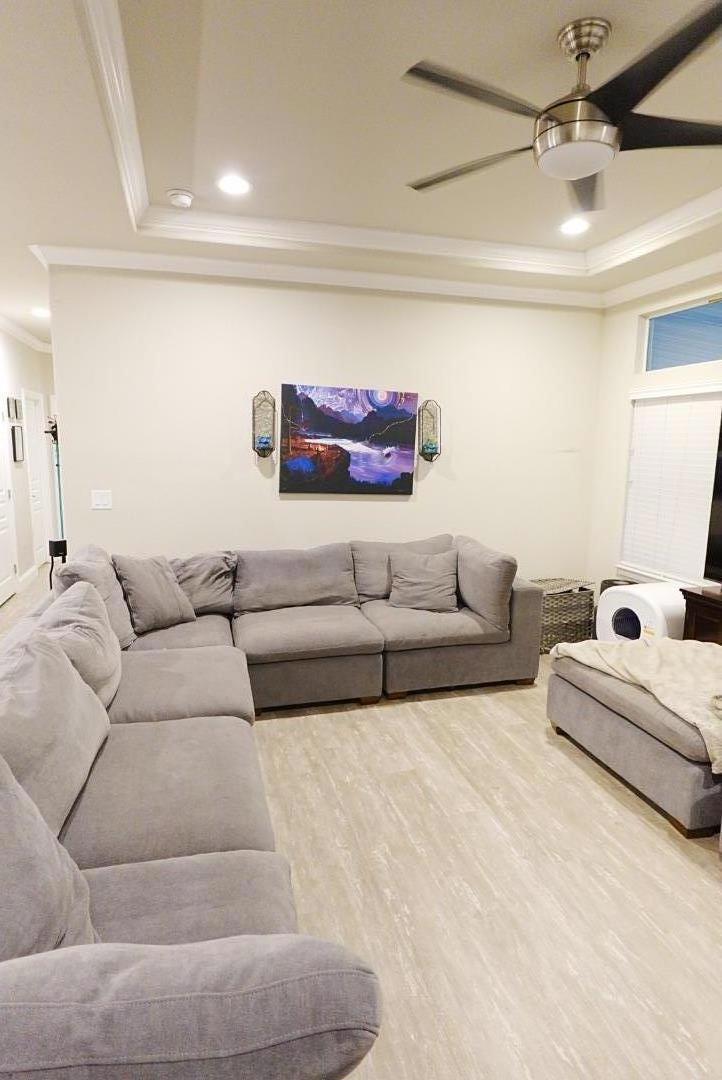 500 W 10th Street 15