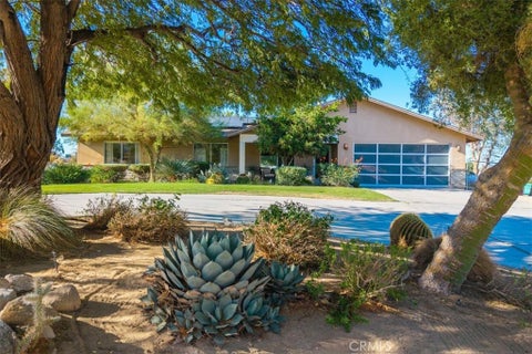 Photo of 61676 Pueblo TRL, Joshua Tree, CA 92252 (MLS # JT26193499)