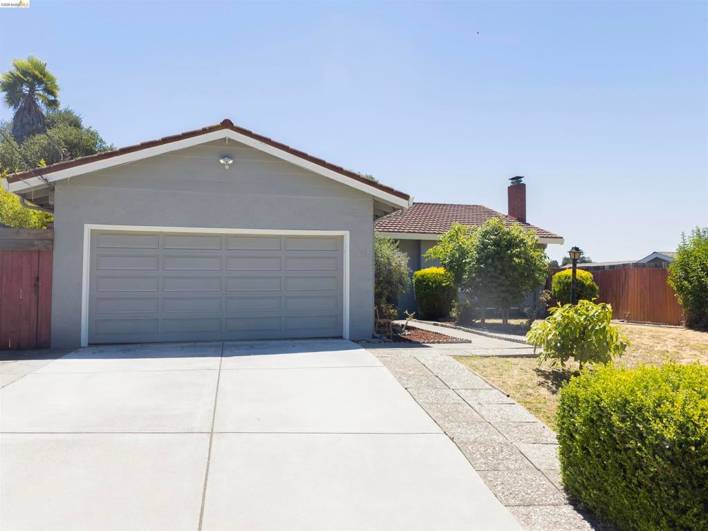 767 Marlesta Rd Rd, Pinole CA 94564