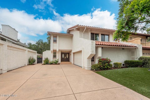 Photo of 1675 Ryder Cup Drive, Westlake Village, CA 91362 (MLS # 226004397)